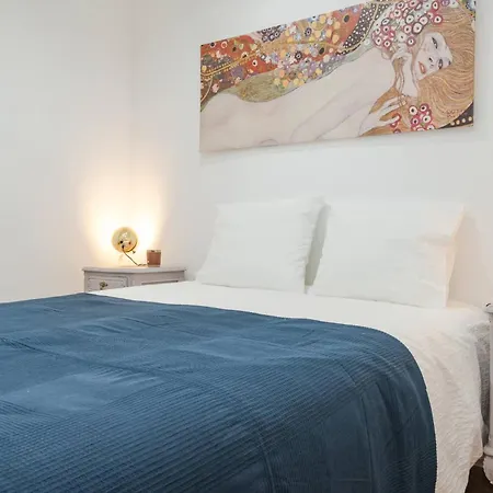 Downtown Tiles Apartment Lisbon