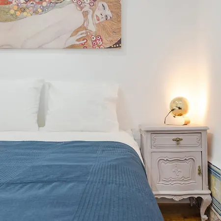 Downtown Tiles Apartament *